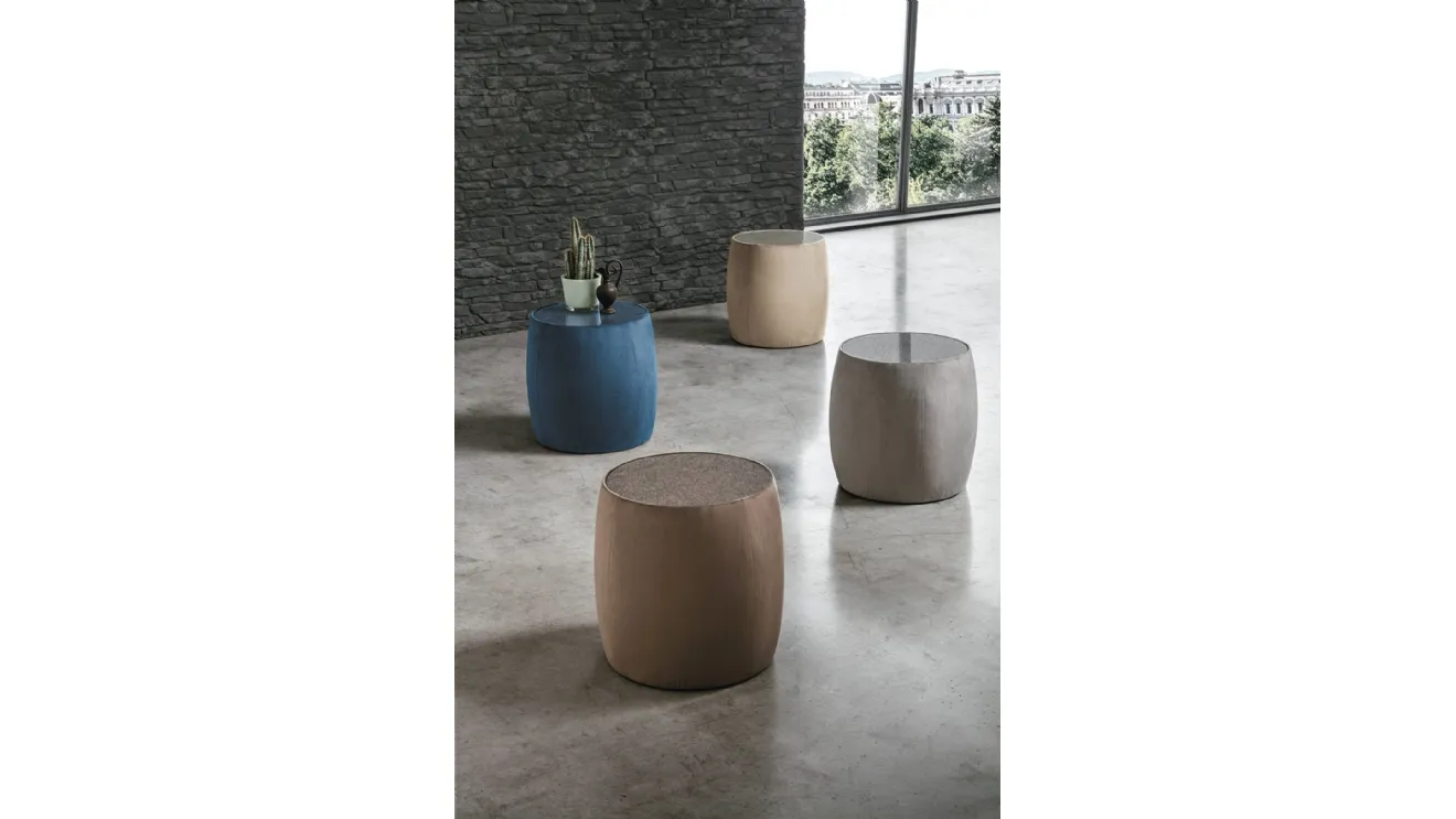 Tavolino Pouf Lepanto con top in vetro o tessuto, rivestito in microfibra effetto velluto di Target Point