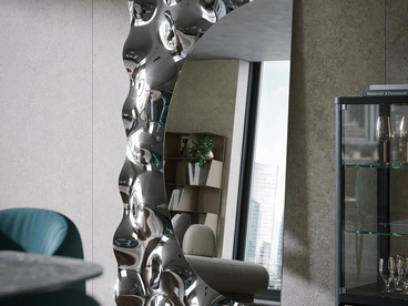 Specchiera di design con cornice in vetro fuso Afrodite di Tonin Casa