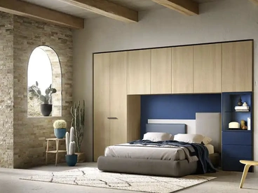 Armadio a ponte con ante battenti Libeccio U462 di Moretti Compact Giorno Notte