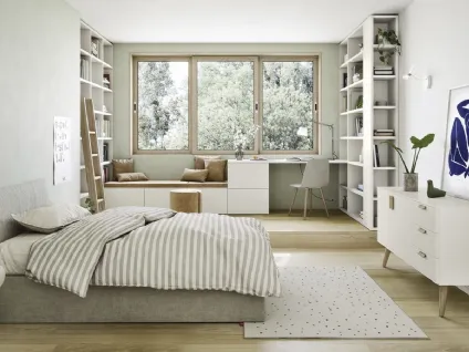 Cameretta componibile con scrivania e 2 librerie a muro Next space 01 di Nidi