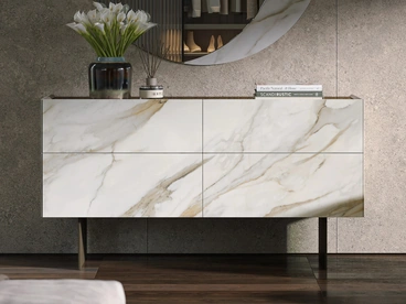 Comò Cristalia in vetro stampato di Tonin Casa