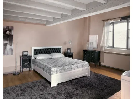 Letto in legno con testiera in pelle trapuntata Desiree di Tonin Casa