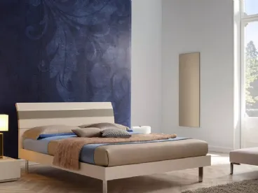 Letto matrimoniale con testiera in laccato opaco SC123 di Moretti Compact
