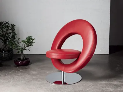 Poltroncina di design in pelle Atollo di Delta Salotti