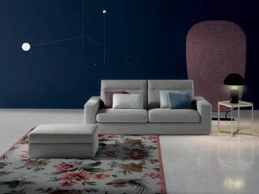 Divano lineare in tessuto Posh Bold di Samoa