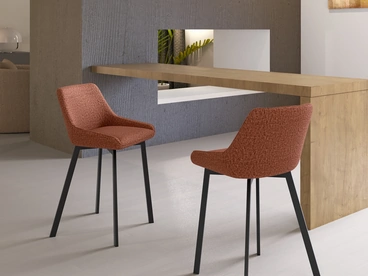 Sgabello Fox in tessuto imbottito di Stones