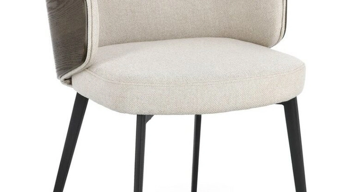 Sedia Kinsley light in tessuto imbottito e frassino di Bizzotto