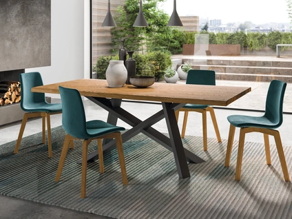 Sedia Talya in velluto con gambe in legno di FGF Mobili