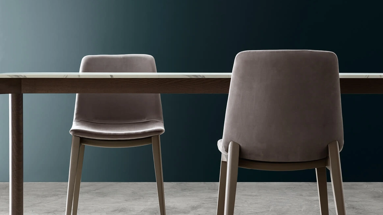 Sedia Vanity in tessuto e legno di frassino di Maronese