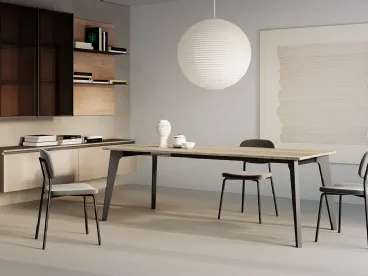 Tavolo allungabile Rubens con top in laminato e gambe in legno verniciato di Arredo3