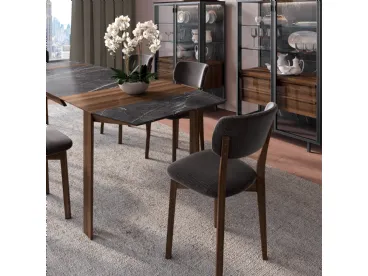 Tavolo allungabile in impiallacciato Eucalipto chiaro e top in gres lucido Stone grey Thibaut di Febal
