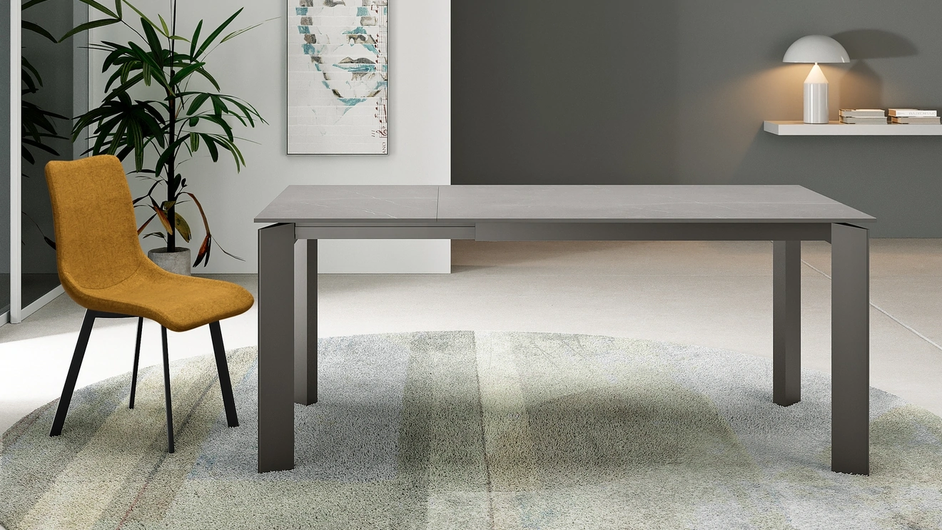 Tavolo Frame con top in ceramica di Stones