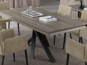Tavolo moderno con gambe in metallo Kris di Febal