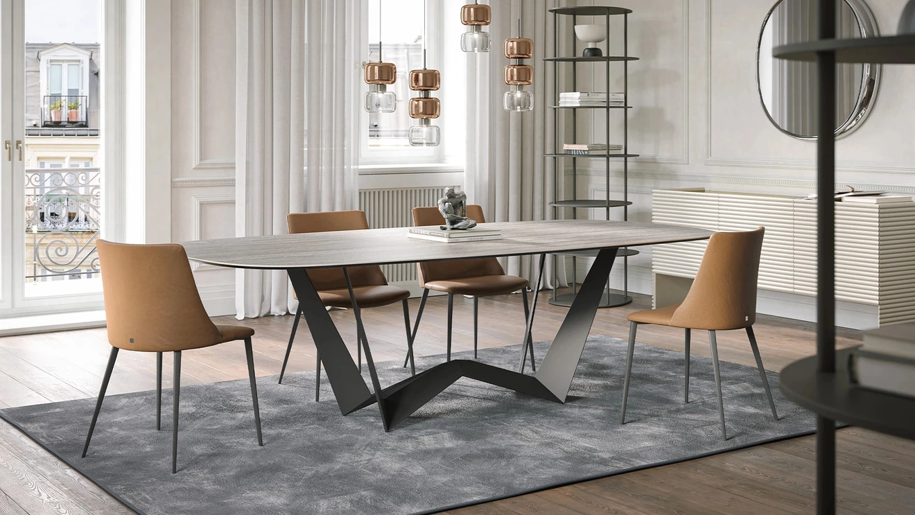 Tavolo Reverse in gres Travertino di Tonin Casa