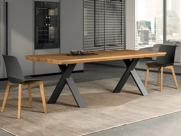 Tavolo Walking in rovere e metallo di FGF Mobili