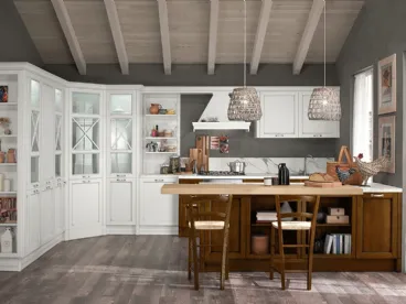 Cucina Classica ad angolo in laccato Bianco anticato con penisola in legno Siena scuro Sinfonia 04 di Colombini Casa Artec