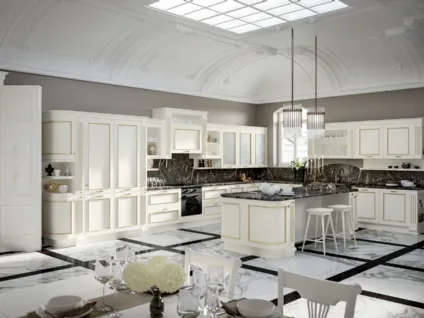 Cucina Classica angolare con isola in laccato bianco opaco e top in marmo Romantica 05 di Febal