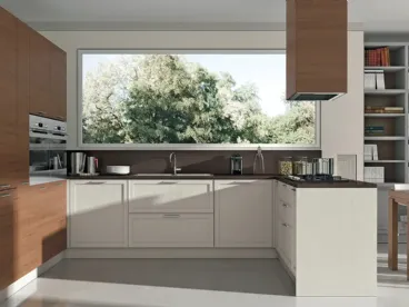 Cucina Moderna con penisola bicolore in laccato bianco opaco e legno naturale Melograno composizione 5 di Le Fablier