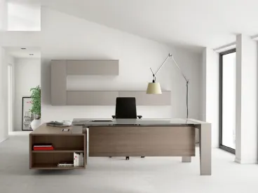Scrivania Direzionale GO 01 in melaminico con top in vetro e gambe in metallo di Colombini Office