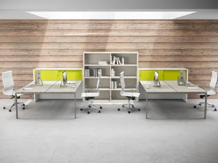 Scrivania Operativa Loft 05 con armadietto ad anta scorrevole colorato di Colombini Office